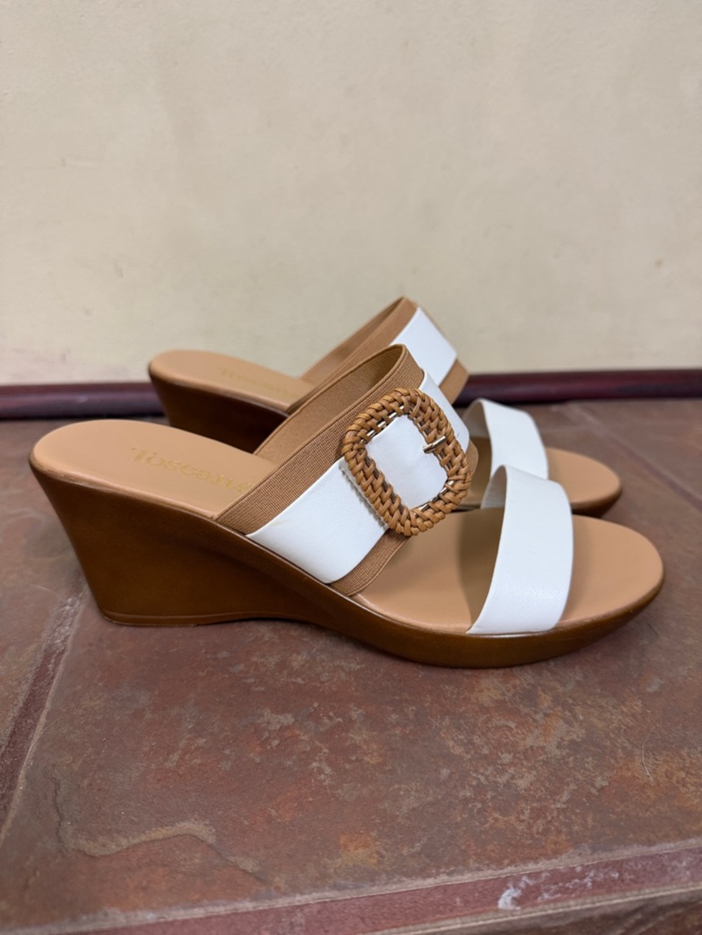 TOSCANELLA Made In Italy Grasp Wedge Sandals